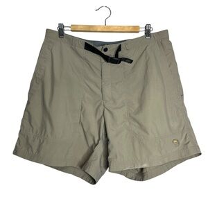 Mountain Hardware Nylon Belted Hiking Shorts, size L